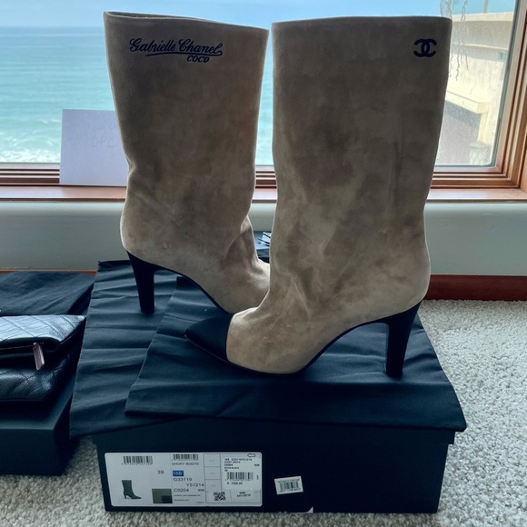 Chanel Gabrielle short boots size 39 - Picture 2 of 4